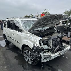 2009 - 2015 Honda Pilot For Parts Only. Parting Out Car