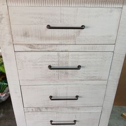 Solid Wood 4 Drawer Chest