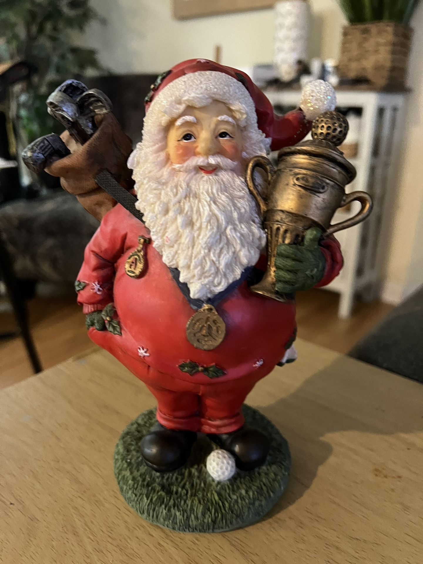 Vintage Resin Santa Claus Golfing Champion Golfer Statue