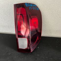 2017-2024 HONDA RIDGELINE TAILLIGHT RIGHT SIDE OEM
