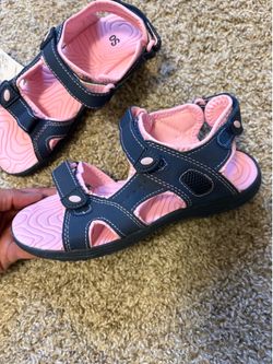Little girl sandals brand new size 2
