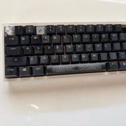 Fully custom keyboard (missing 2 switches) TAKING OFFERS