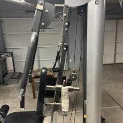 Hoist Workout Machine