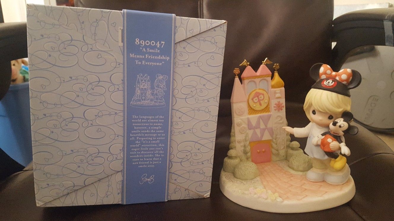 Disney Precious Moments Park Exclusive RARE