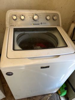Maytag large capacity washer n dryer