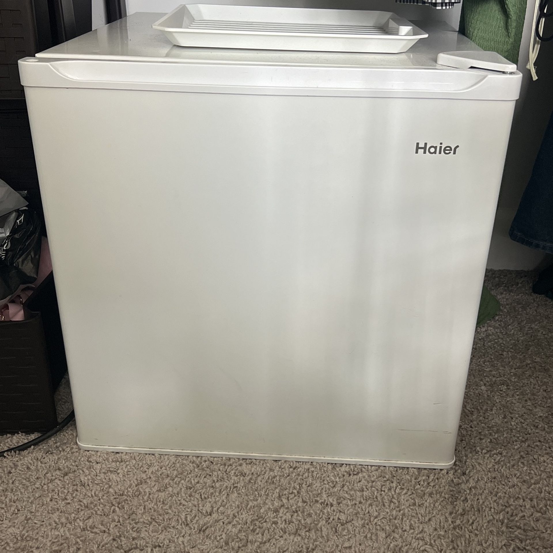 Haier Mini Fridge
