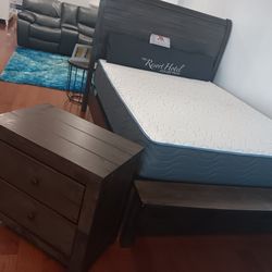 *Month End Flash Sale!!!*---Bold Queen Bed Frames W/Nightstand---Only $249!!!---Delivery/Financing🫡