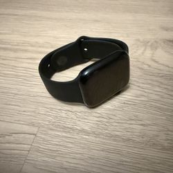 Apple Watch 2nd Gen 44MM + 3 Bands 