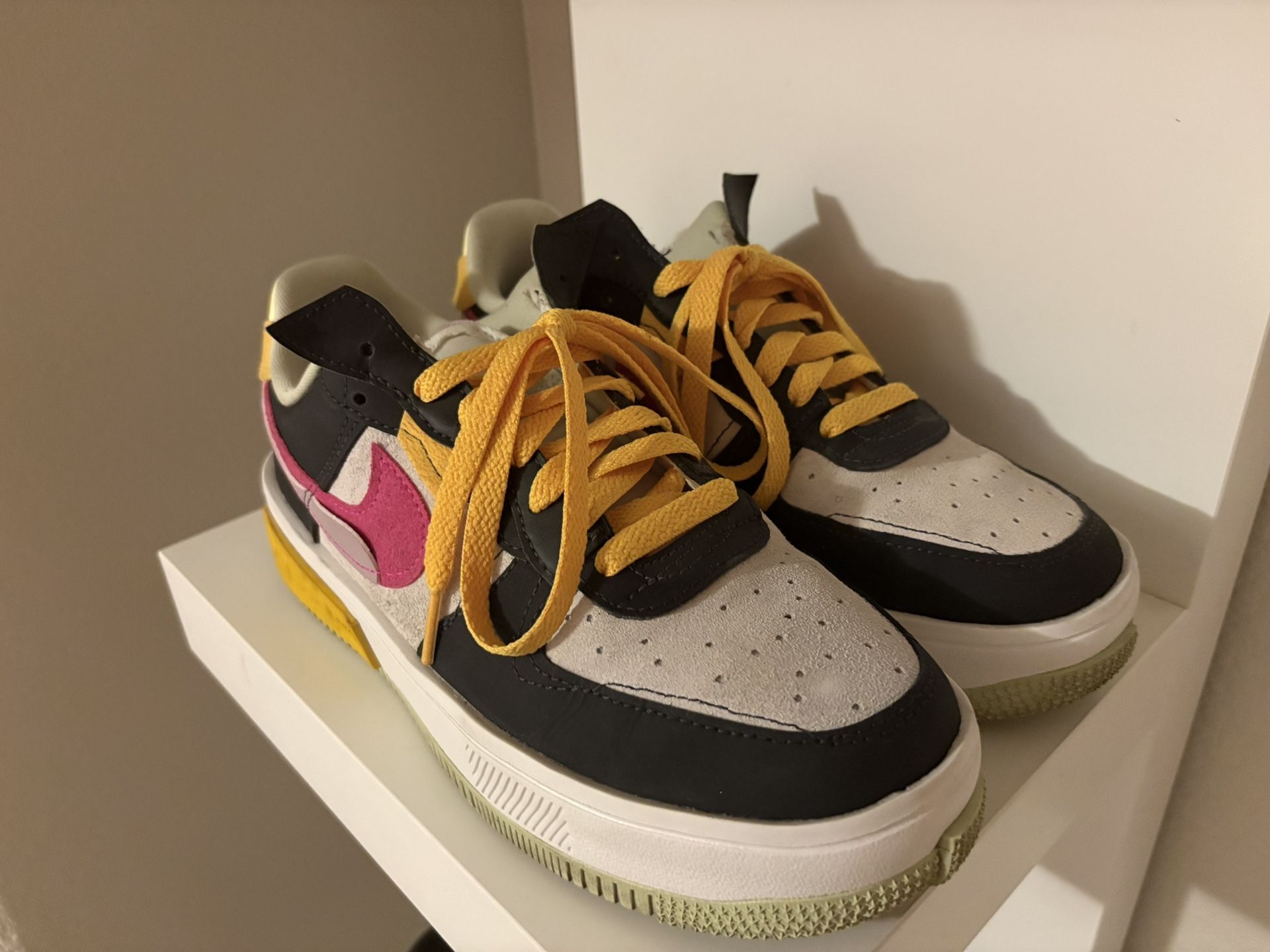 Air Force Fontanka 'Pink Prime'