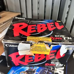 Canon EOS Rebel T3i