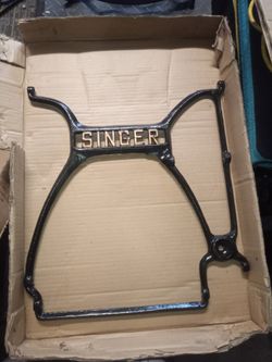 Singer frame" NEW"