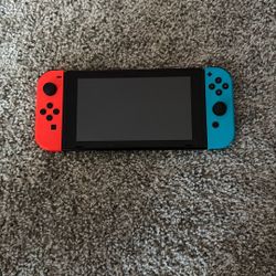 Nintendo Switch HAC-001 With Pro Controller Mario Kart 8 Zelda Breath Of The Wild And Bayonetta 2