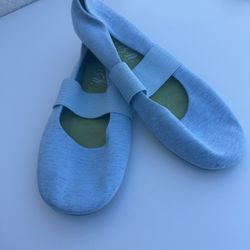 XL Ladies Shoes Sizes 13 To 15