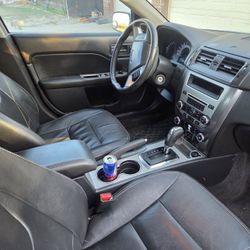 For Sale , Color Gris, Modelo Ford 4D 