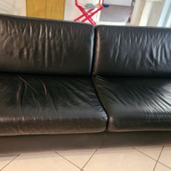 Black Leather Couch Sleeper