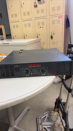 Nady Audio xA-900 stereo amplifier