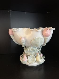 Vintage Delia Blanc De Chinese Lotus and Ducks Footed Offering Bowl