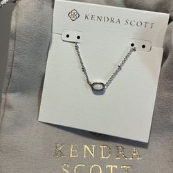 Kendra Scott Mini Elisa Necklace 
