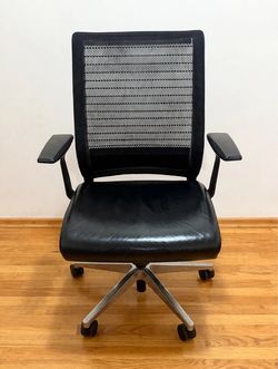 Steelcase Think V1 - RARE Genuine Leather + 3D Knit - Polished Base