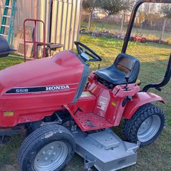 Honda Riding Mower 4x4 And 2wd 