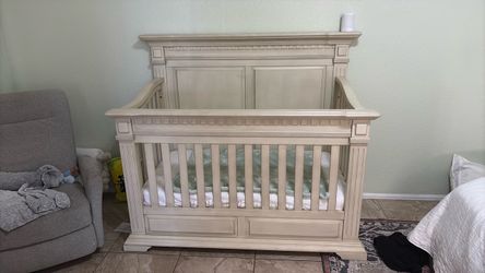 Pottery barn crib