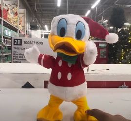 Side Stepper Christmas Donald Duck 