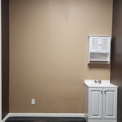 Beauty Suite For Lease