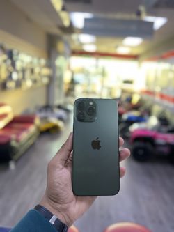 iPhone 13 Pro Max 1TB Unlocked On New Year Sale 😱🥳