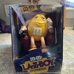 New M&M's La-Z-Boy Dispenser, a limited edition collectible from 1999