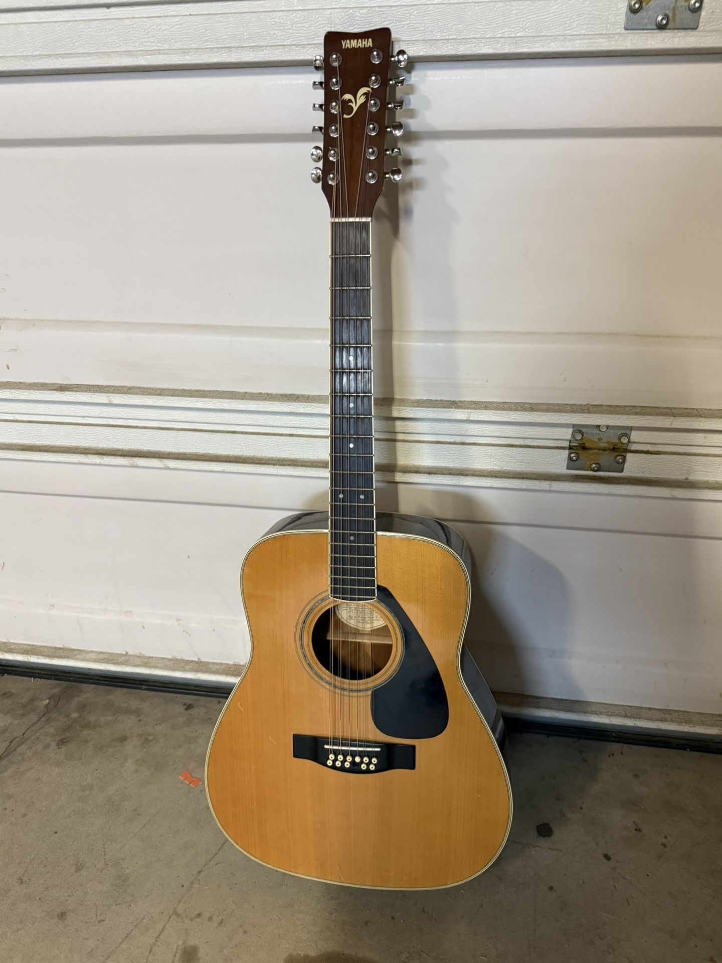 Yamaha Guitar