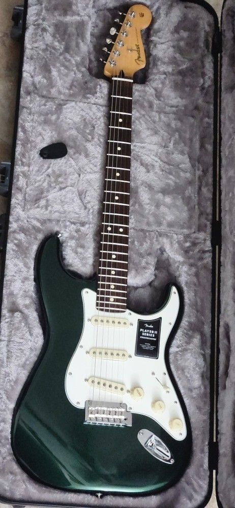 FSR 2024 Fender Player II Stratocaster *British Racing Green*