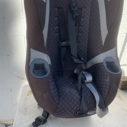 GRACO  CAR SEATING 