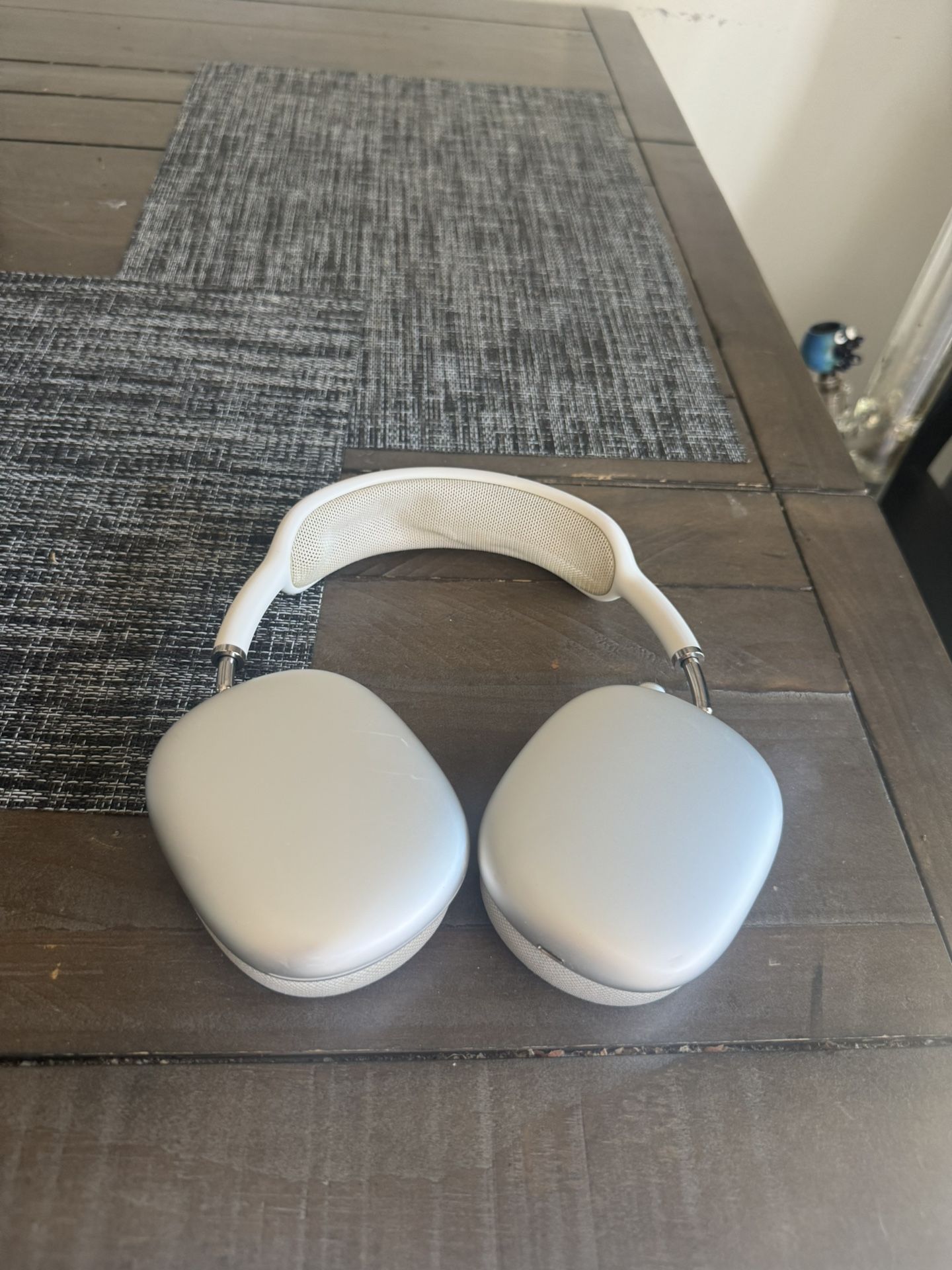 Apple AirPods Max – Silver