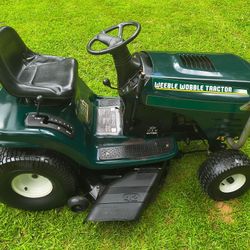 Craftsman 42" Cut 17.5 HP Riding Lawnmower