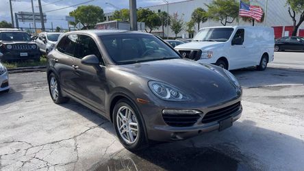 2012 Porsche Cayenne Hybrid