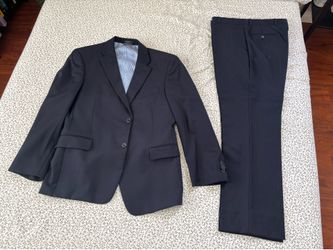 Tommy Hilfiger Men’s Suit Navy Blue pinstripe M