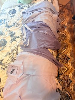 Men’s Clothing Bundle – Shirts, Pants & Sweater – Mostly Like New