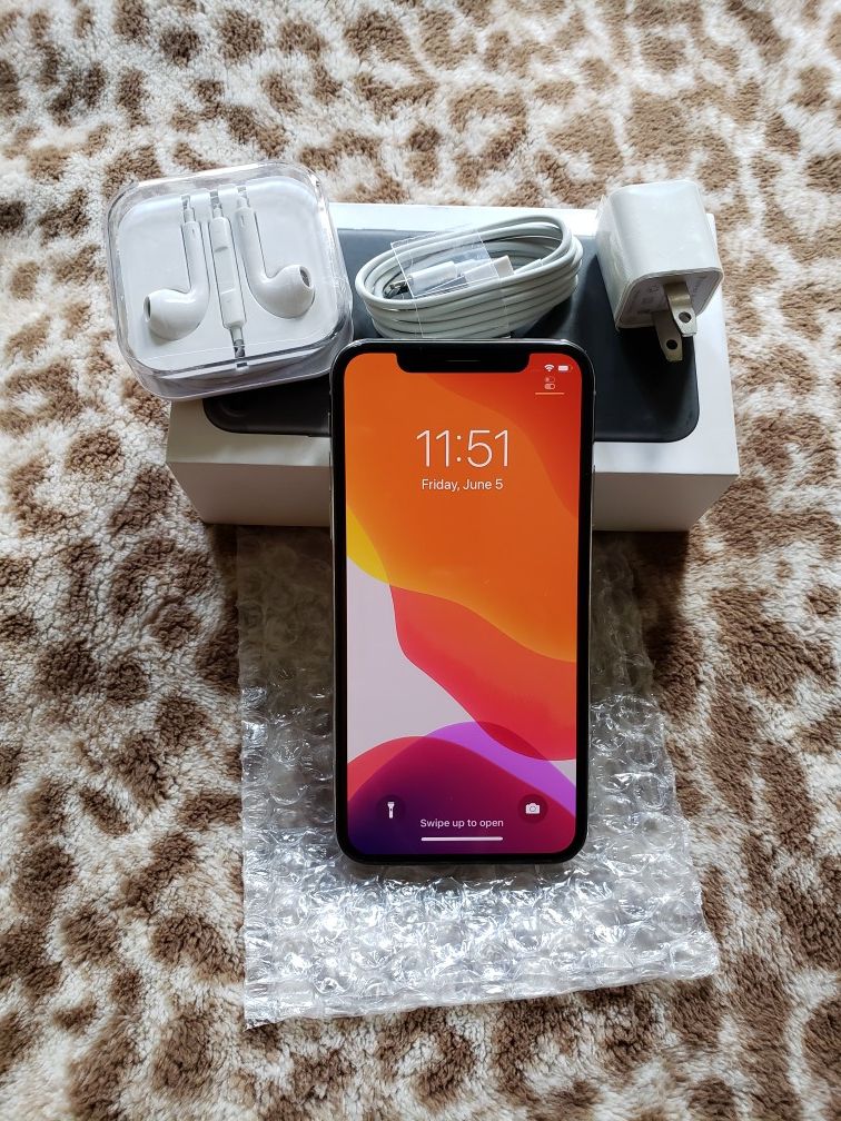 Factory Unlocked iPhone X(10) 256gb