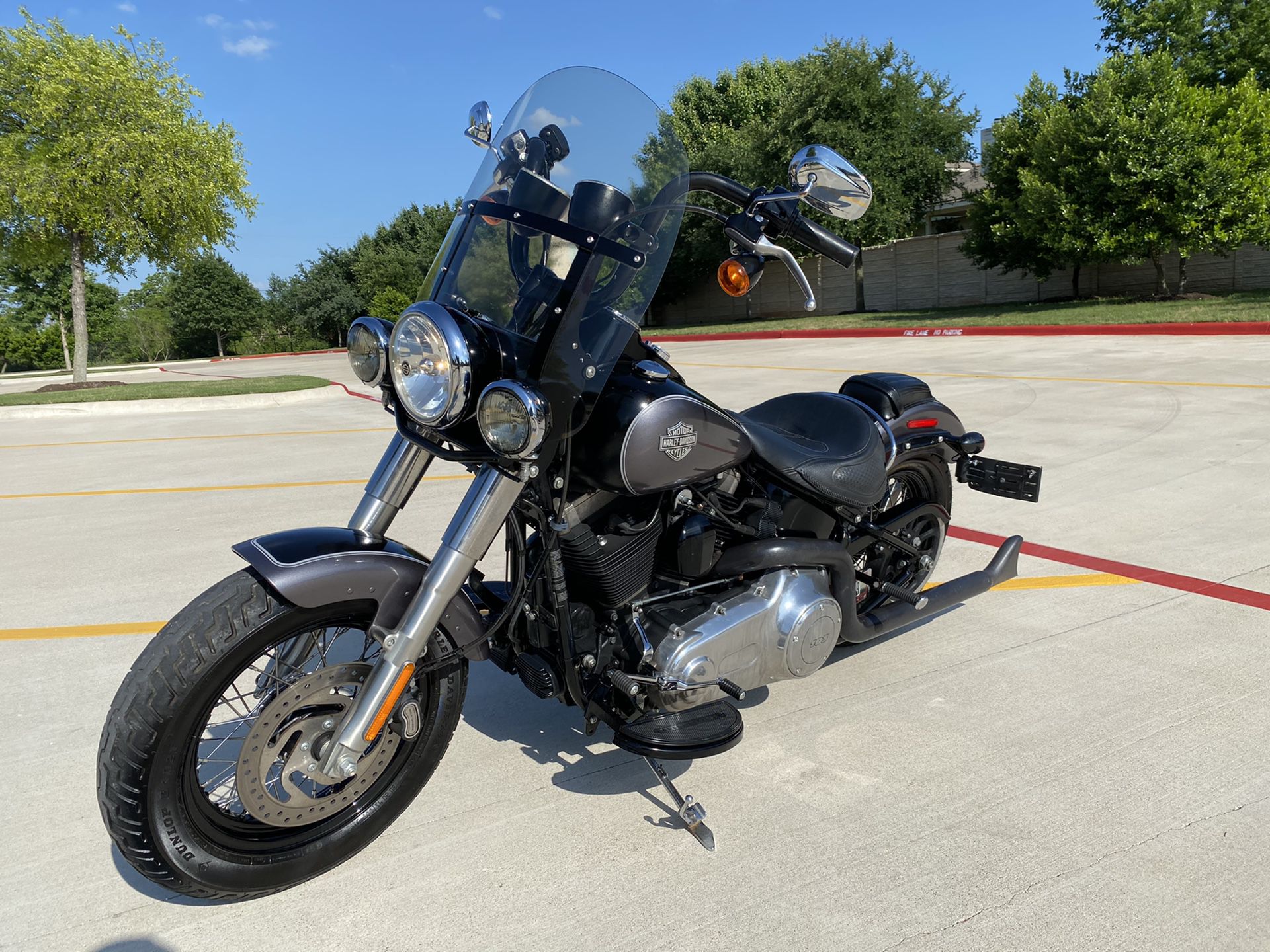 2015 Harley Davidson softail slim $8500 obo