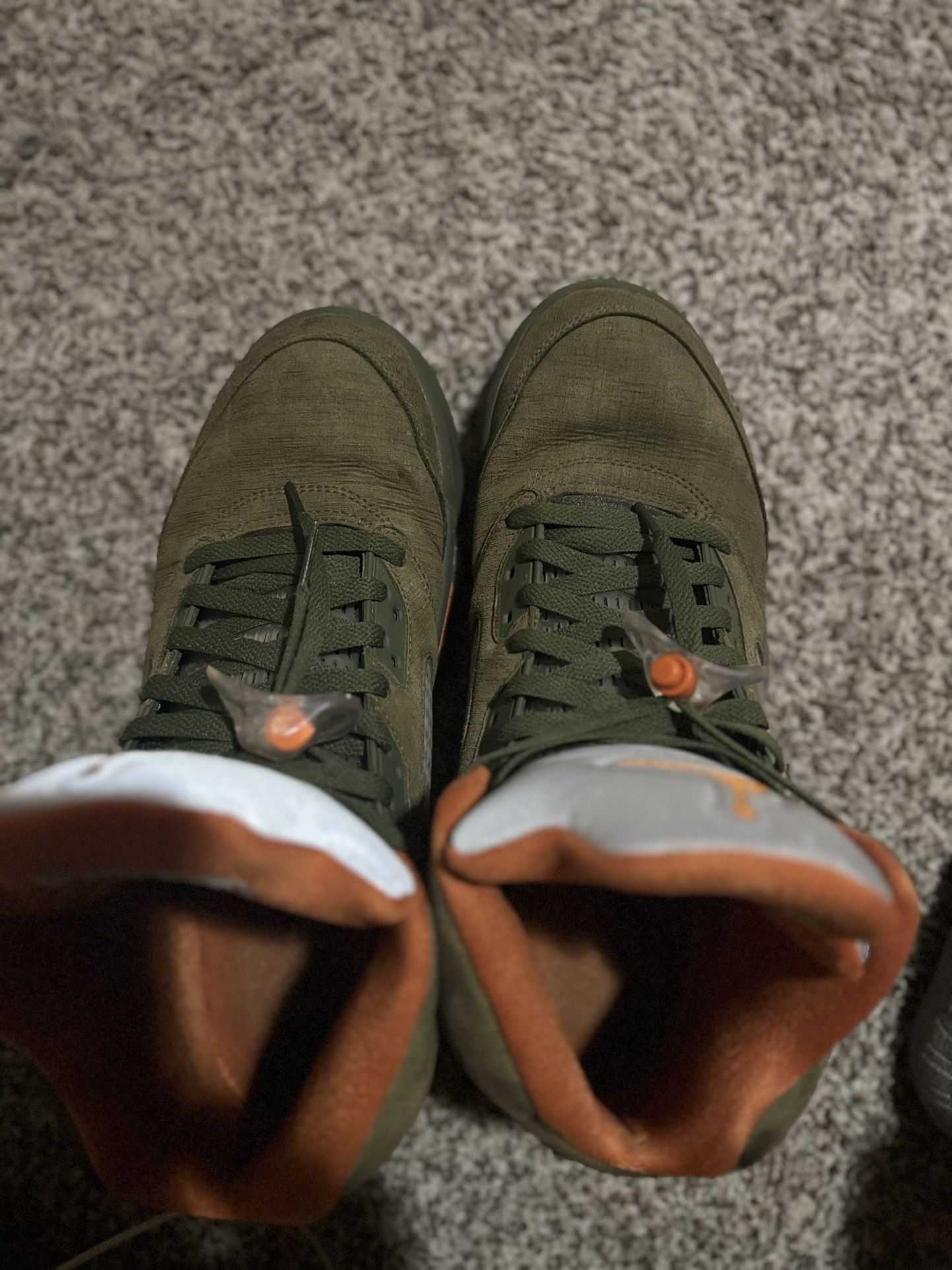 SIZE 12 Air Jordan retro Olives