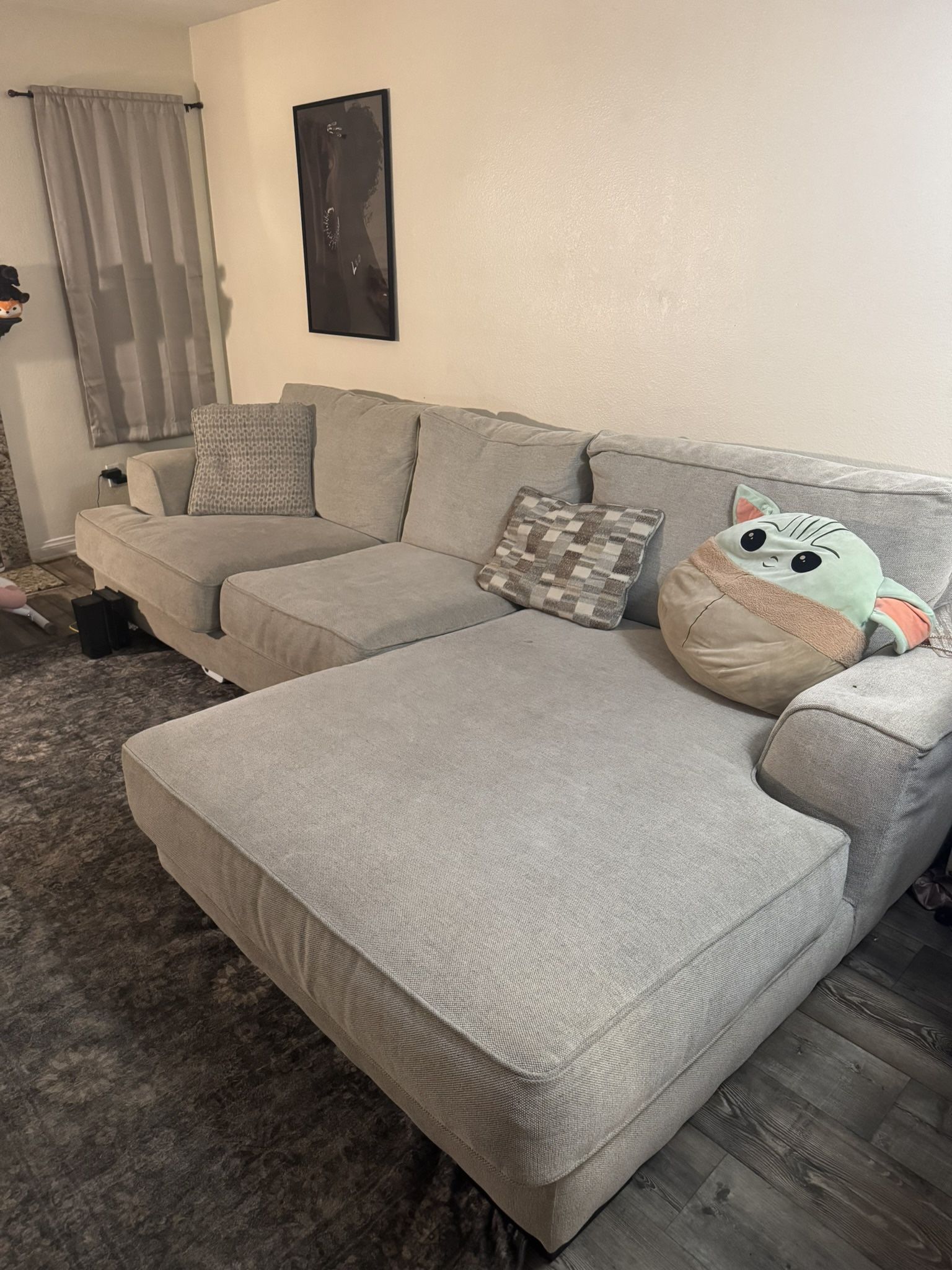 Living spaces Monrowe Couch