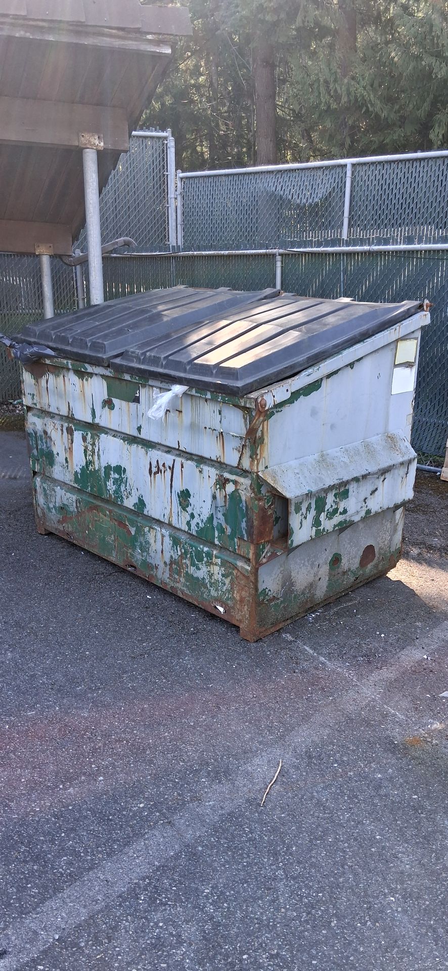 3 yard dumpster