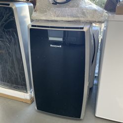 air conditioning unit w/ dehumidifier and fan