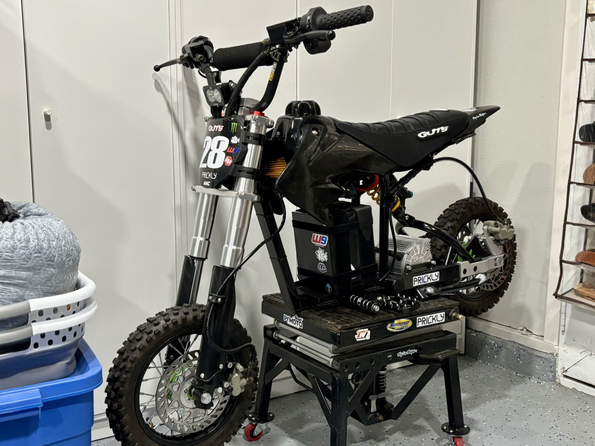 Fully Built Razor Fully Built 72v Razor (LESS THAN 100 MILES) for Sale in San Diego, CA ...
