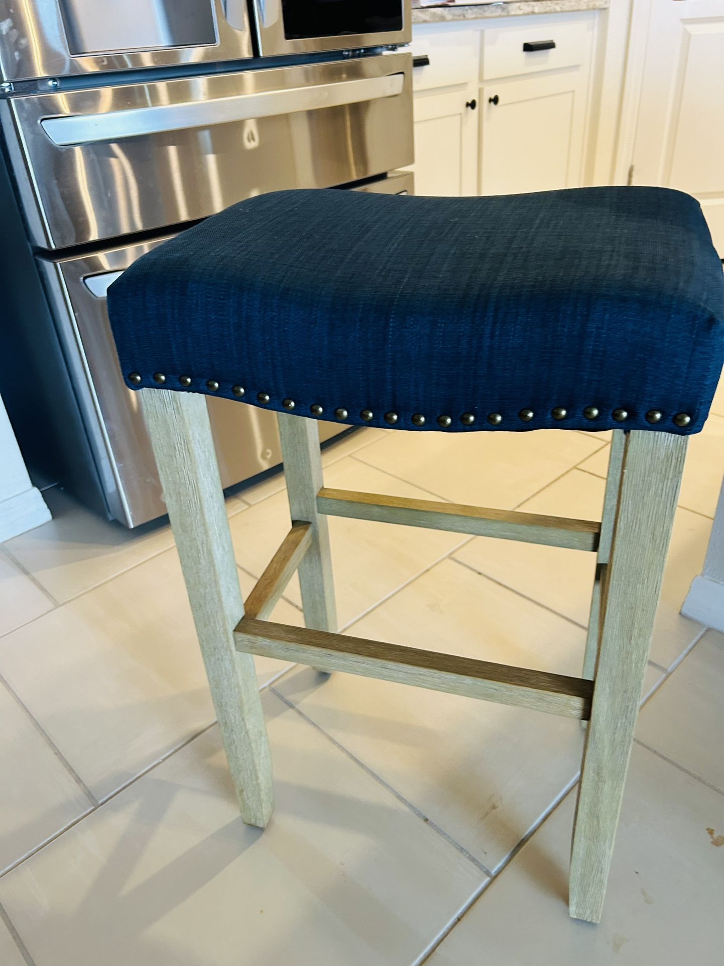 3 Blue Backless stools