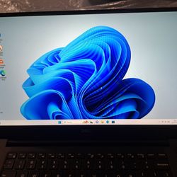 LAPTOP DELL PRECISSION 5530 i7 WIN 11 PRO-15.6 INCH DISPLAY