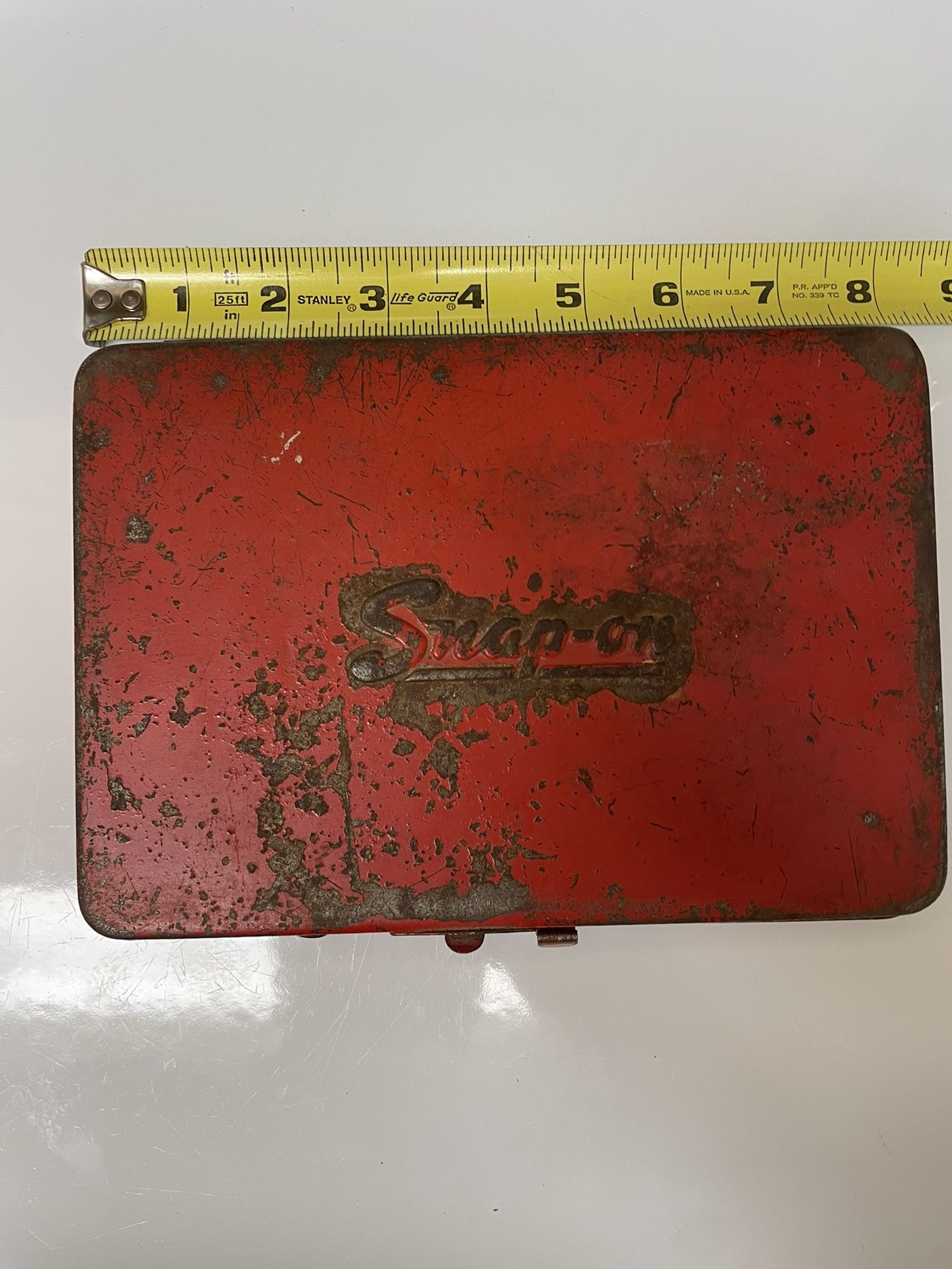 Snap On Tools Vintage KRA-255 metal tool box.