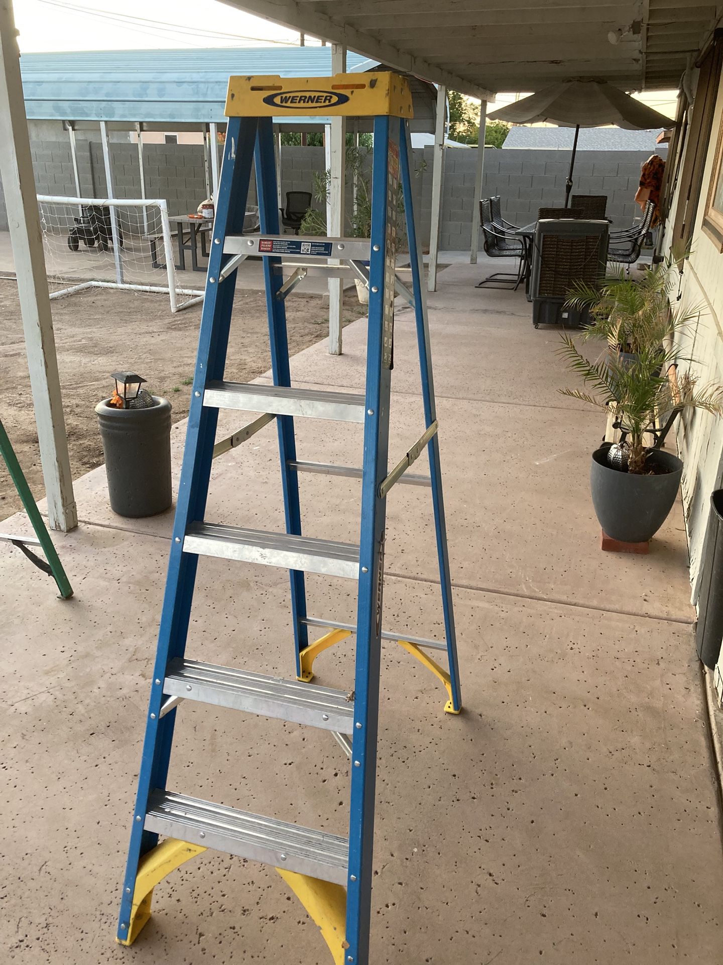 2 Ladder 6 Feet In Good Condition