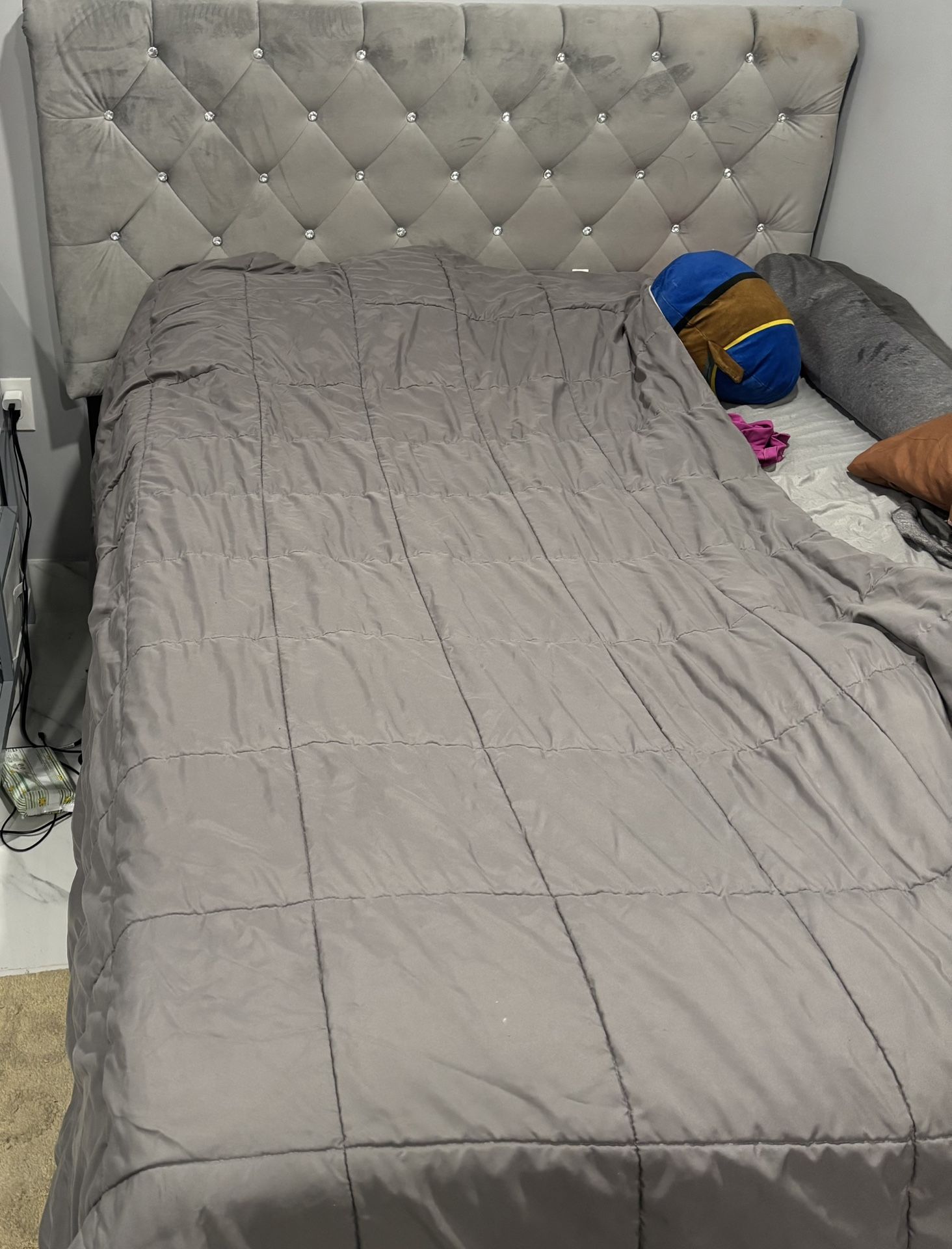 Queen Size Bed And Bed Frame