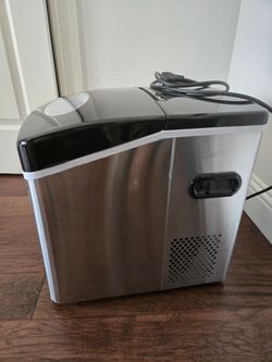 Ice maker